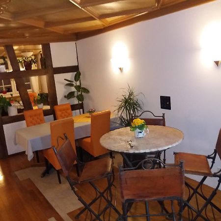 Hotel Garni Frohsinn Uttwil Buitenkant foto